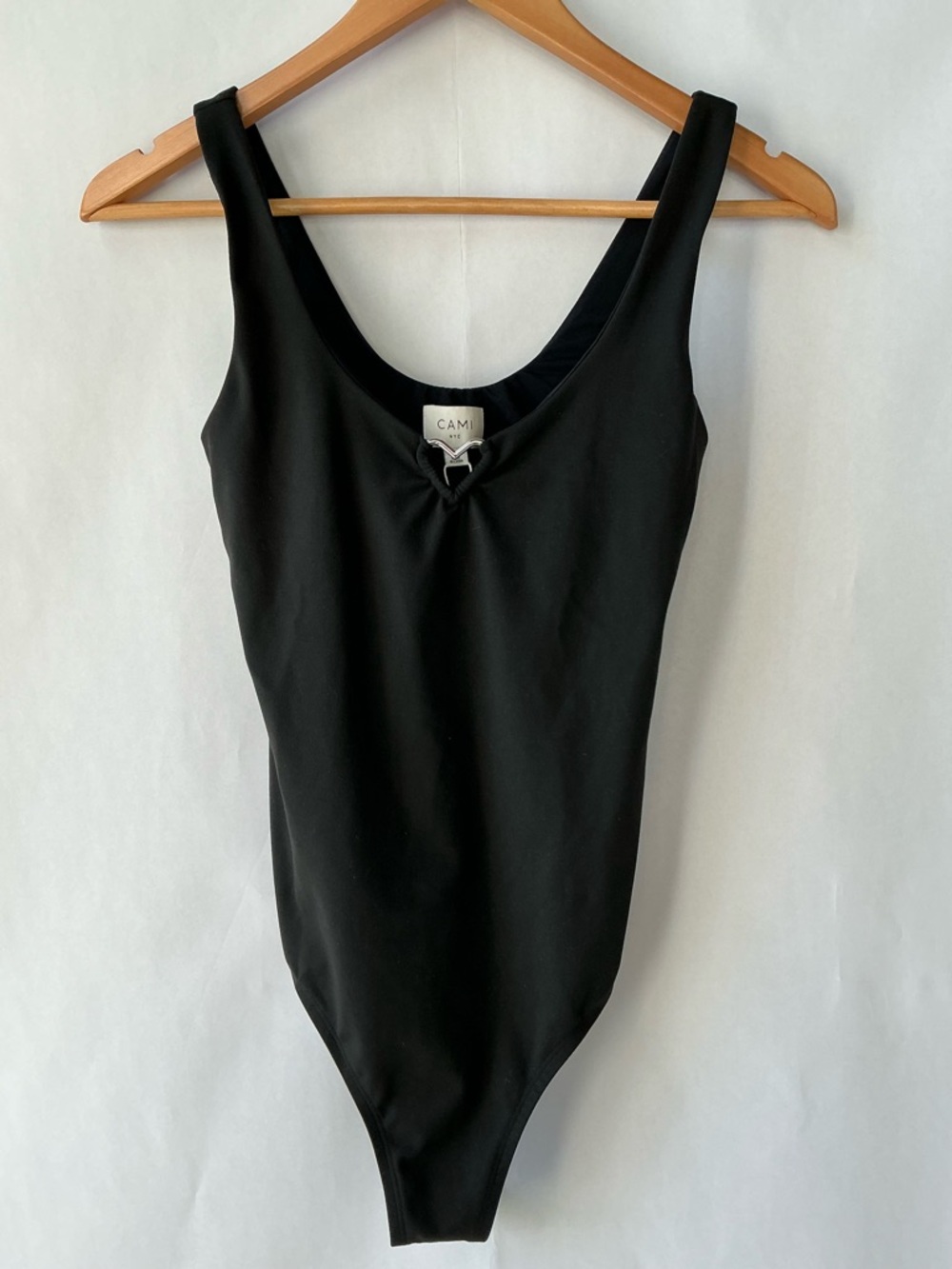 NWT! Cami NYC Camilla Tayma Bodysuit with Heart Ring Festival Black Size Small - Picture 2 of 12
